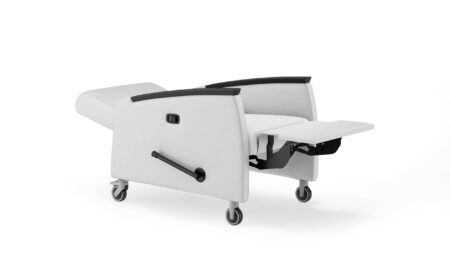 iSeries 2.0 Sleeper Recliner - Image 2